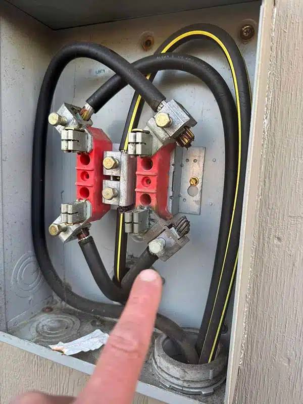 Emergency Electrician in Spanaway